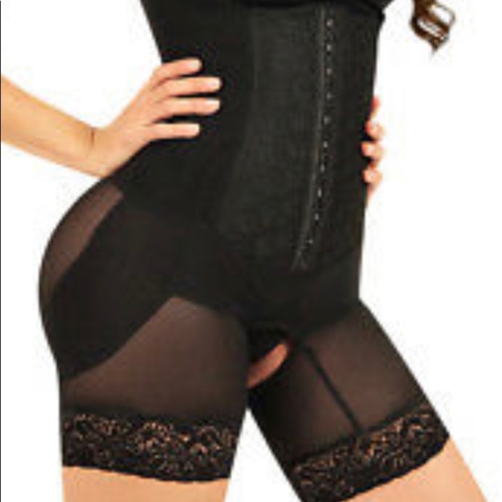 Body magic shaper size 28